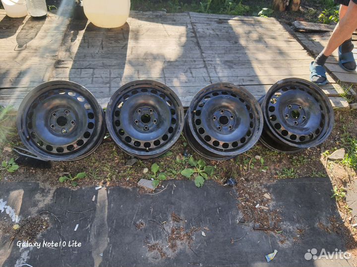 Диски штамповка р 16 шкода