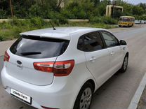 Kia Rio 1.4 AT, 2012, 144 000 км, с пробегом, цена 930 000 руб.