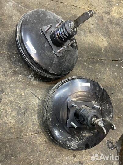 Вакуумный усилитель тормозов Toyota Camry 50