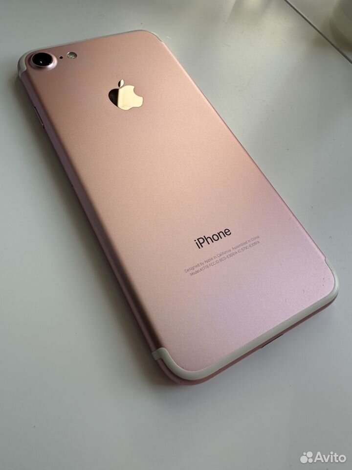 iPhone 7, 32 ГБ