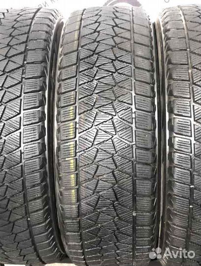 Bridgestone Blizzak DM-V2 235/55 R18 100T