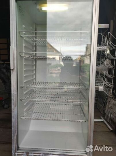 Холодильник витрина бу для напитков