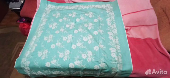 СССР: винтажная льняная скатерть