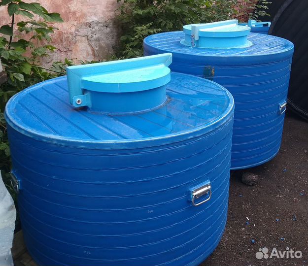 Емкость-термос для перевозки молока 500л