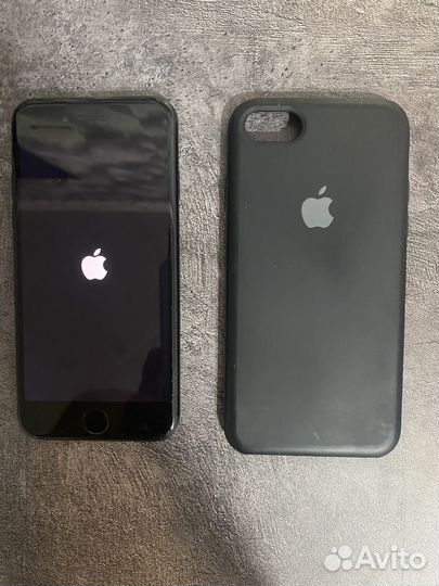 Телефон iPhone 7