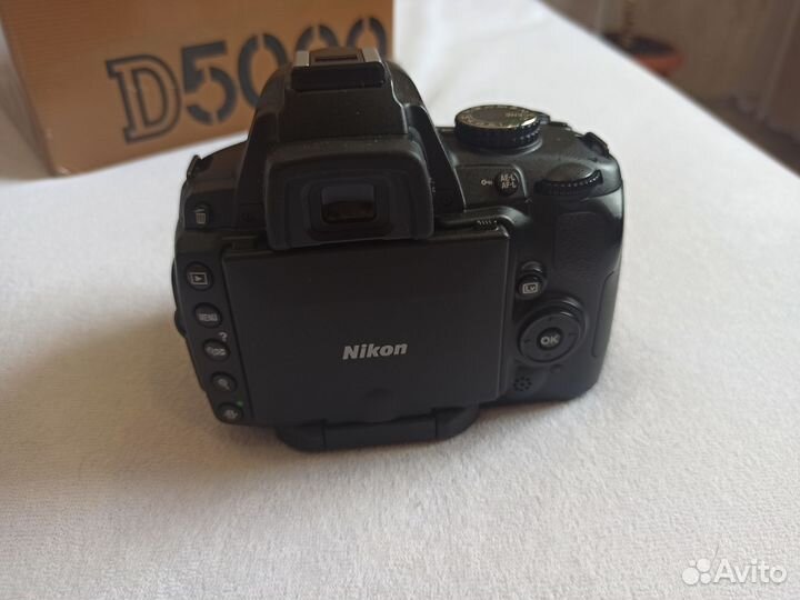 Фотоаппарат Nikon D5000. Новый