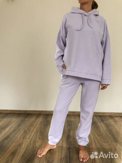 Костюм спортивный из ткани лапша