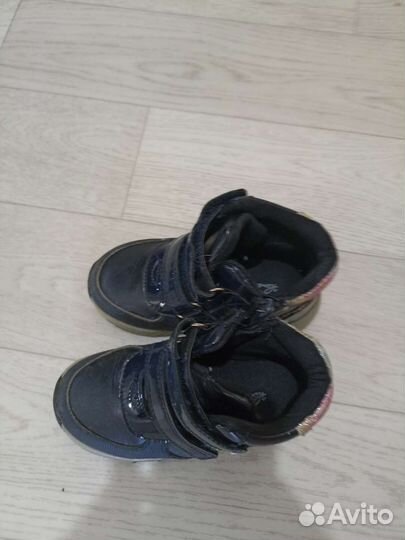 Ботинки демисезонные для девочки 26 размер