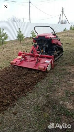 Вспашка земли мотоблоком