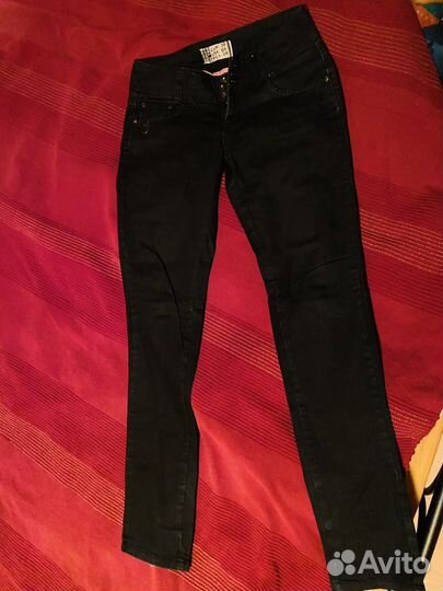 Джинсы черные 44 размер