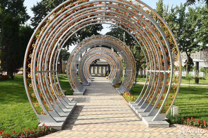 Арка садовая