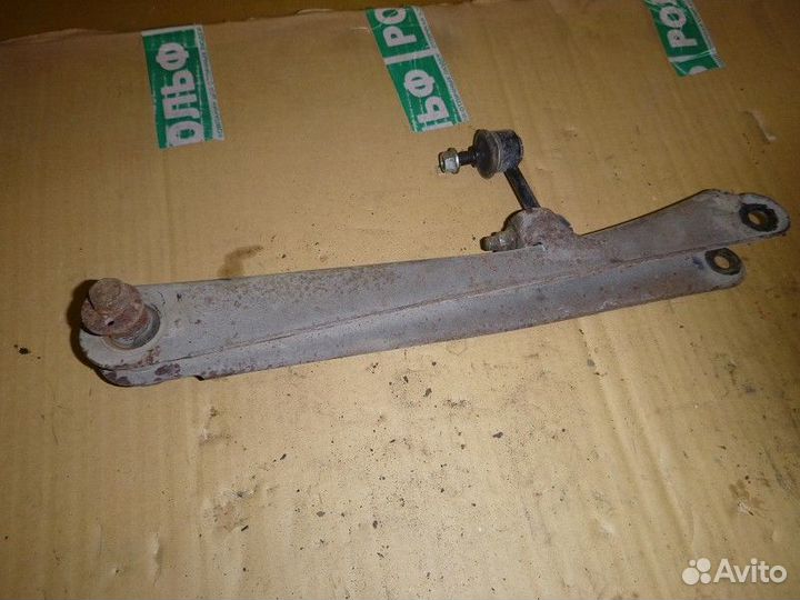 Рычаг задний нижний Правый mitsubishi galant galan