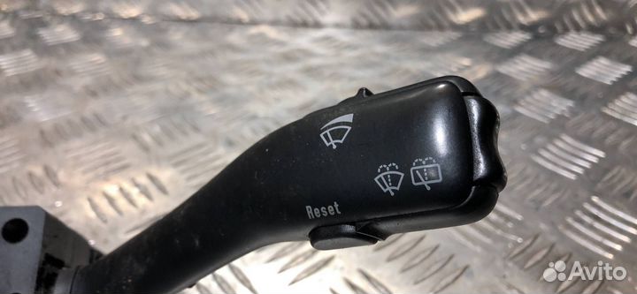 Переключатель подрулевой (стрекоза) Skoda Octavia