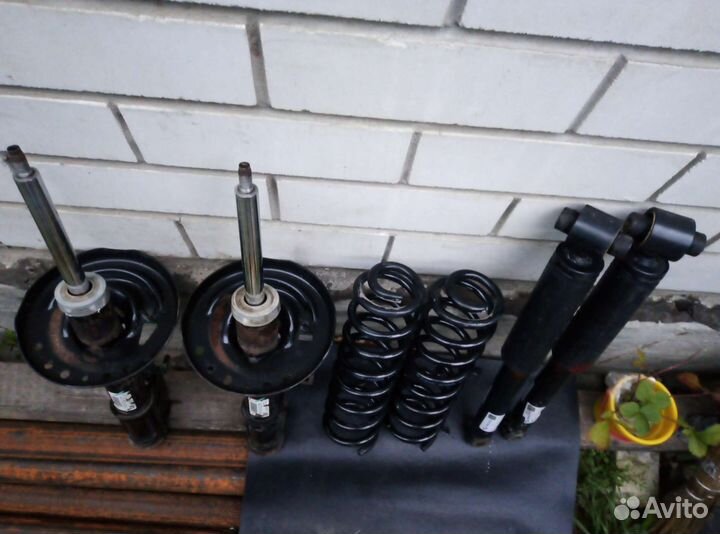 Амморртизаторы, комплект на рено Сценик, Меган