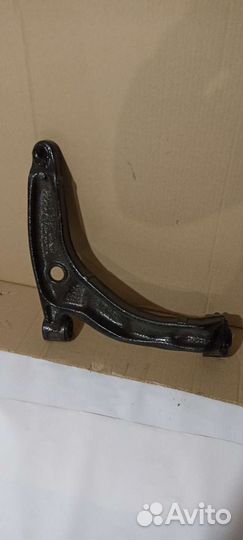 Volkswagen транспортёр каравелла мультиманТ5 рычаг