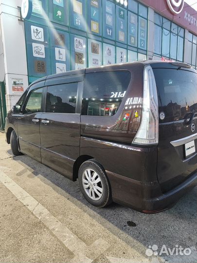 Nissan Serena 2.0 CVT, 2015, 151 000 км