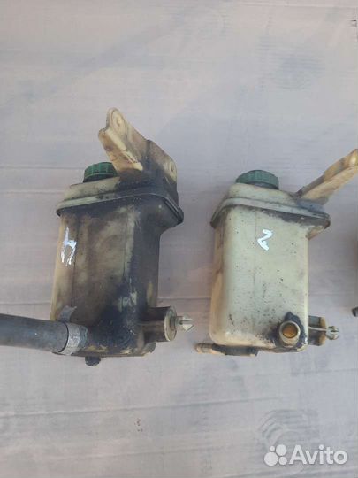 Бачок гур на ауди 80 б3, б4