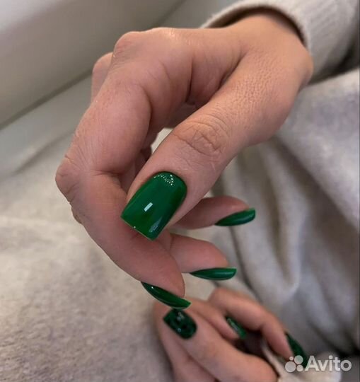 Маникюр, педикюр, наращивание ногтей