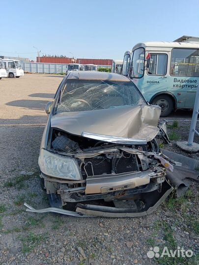 Разбор nissan liberty rm12 qr20 на запчасти