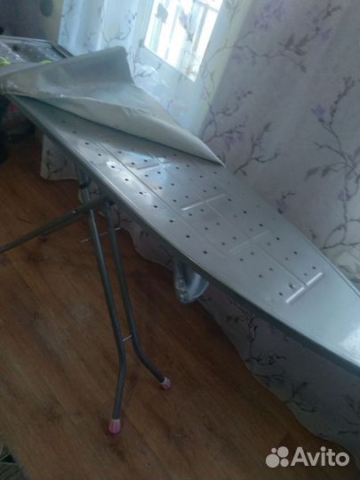 Металлическая гладильная доска