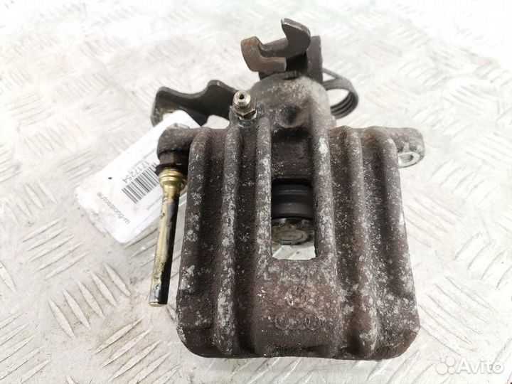 Суппорт задний левый для Volkswagen Passat 5