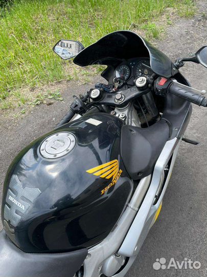 Honda cbr 600