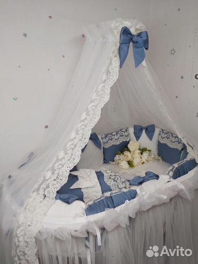 Балдахин,набор в кроватку и одеяло-конверт