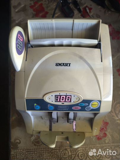 Машинка для счета денег