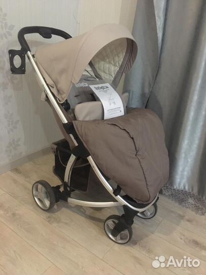 Прогулочная коляска в отличном состоянии