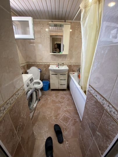 2-к. квартира, 65 м², 3/3 эт.