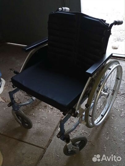 Коляска инвалидная