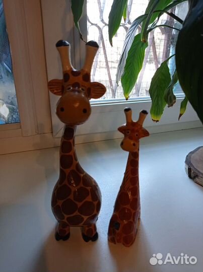 Статуэтка жираф, дерево