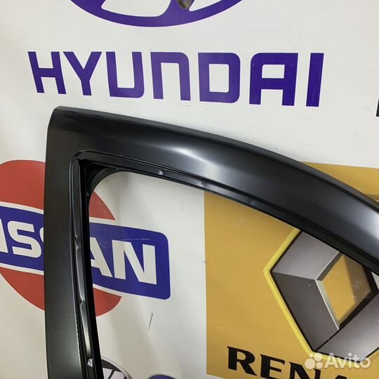 Дверь передняя Renault sandero Прав