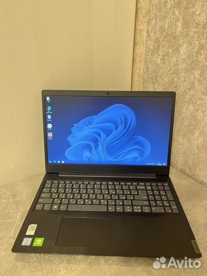 Мощный Lenovo (i3-8145U/8гб/MX110/SSD512)