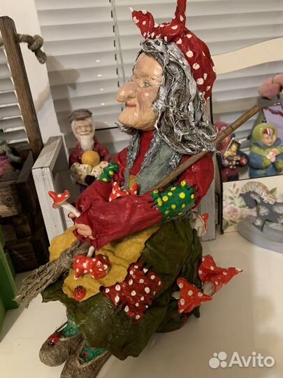 Кукла для украшения интерьера