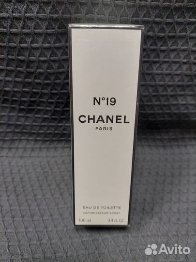 Женские духи Chanel N 19 Eau de Toilette 100мл