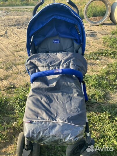 Прогулочная коляска chicco