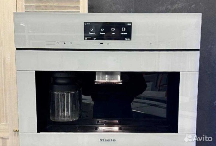 Кофемашина Miele CVA 7845