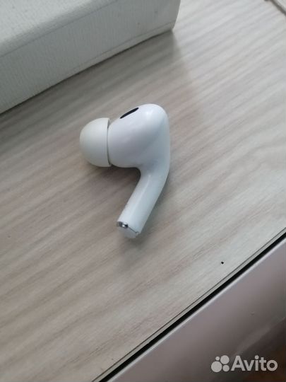 Правый наушник Airpods pro 2
