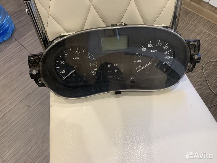 Щиток приборов renault logan 1