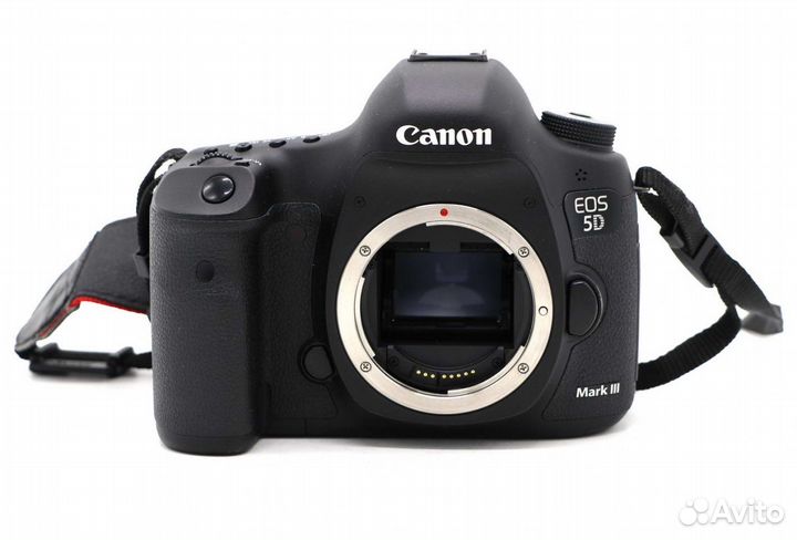 Зеркальный фотоаппарат Canon 5d Mark III