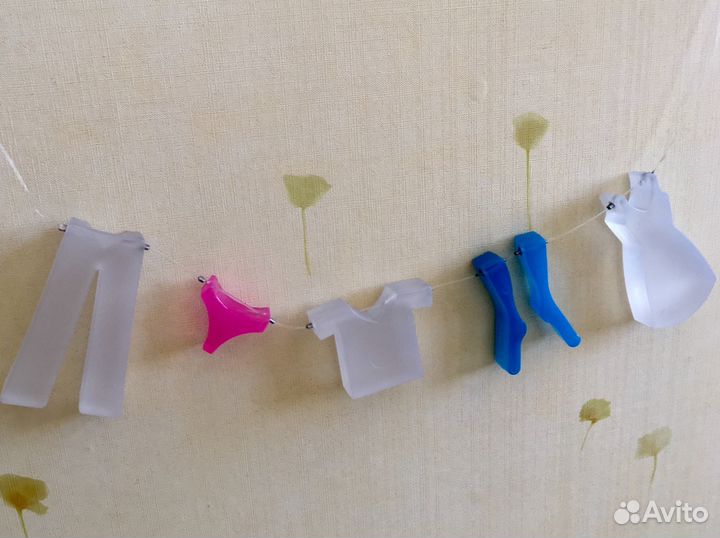 Брелки и фигурки