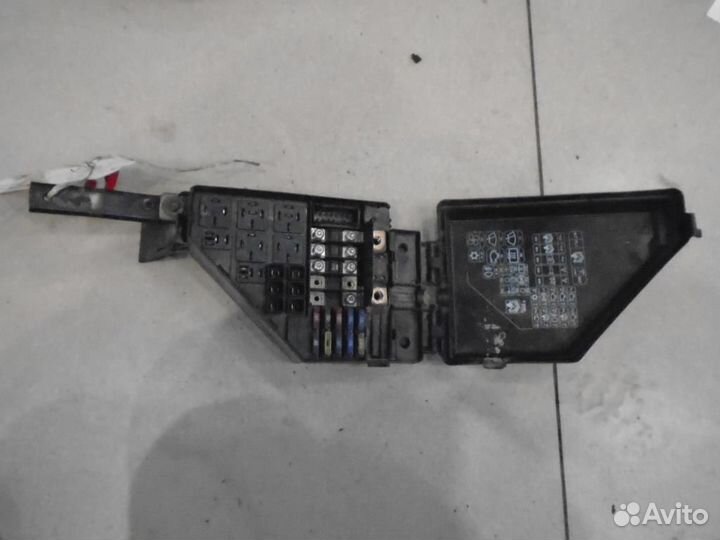 Блок предохранителей подкапотный Rover 75 RJ 1999