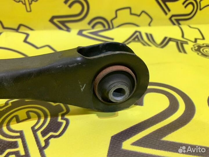 Рычаг верхний передний левый Lexus Gs430 UZS190