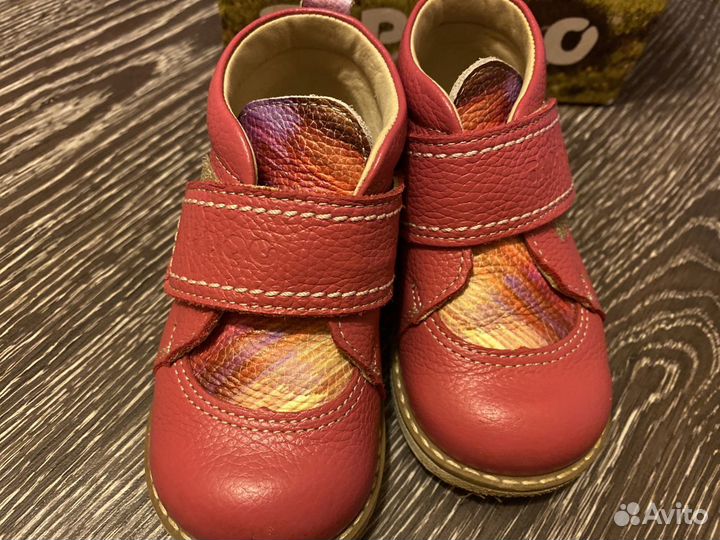 Ботинки для девочки