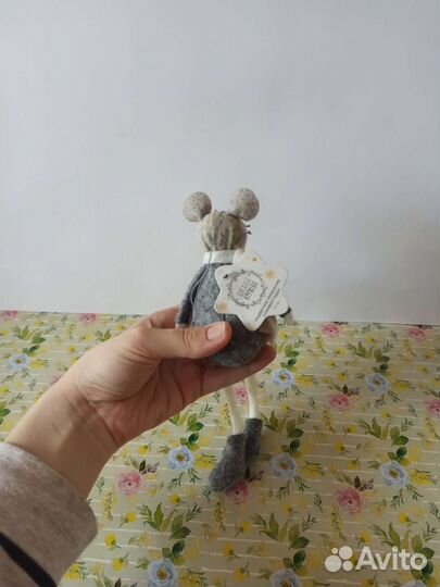Игрушка мышонок
