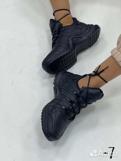 Кроссовки зима