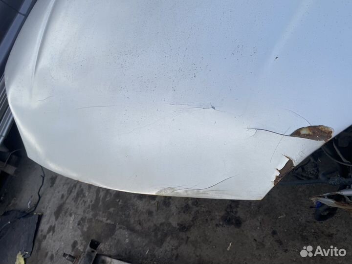 Капот dodge intrepid 2 под ремонт