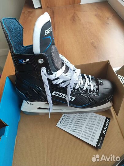 Хоккейные коньки bauer X-LP 9 SR