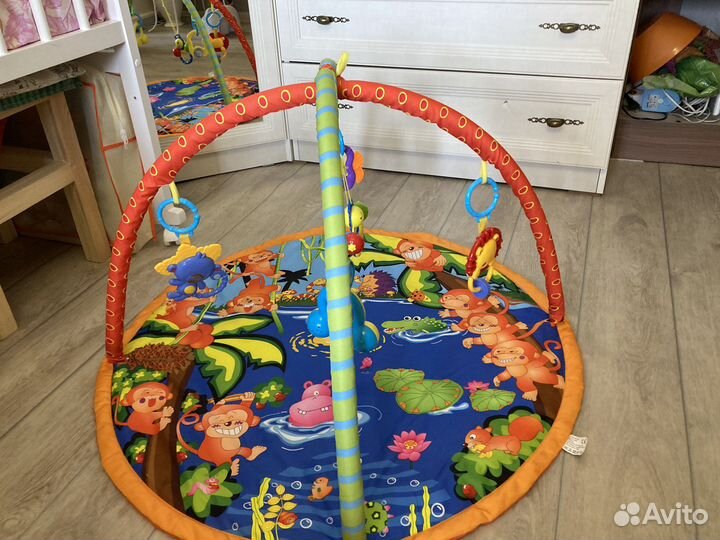 Развивающий коврик